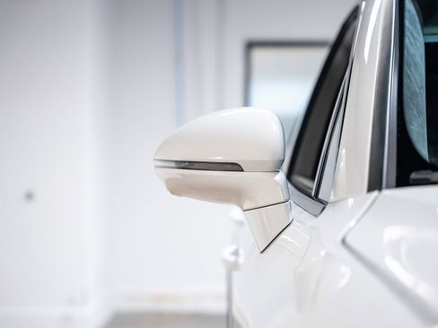 Used 2022 Porsche Cayenne Turbo S image 8