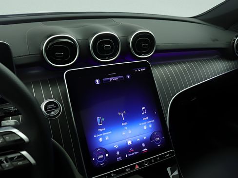 Certified 2023 Mercedes-Benz C 300 Sedan image 9