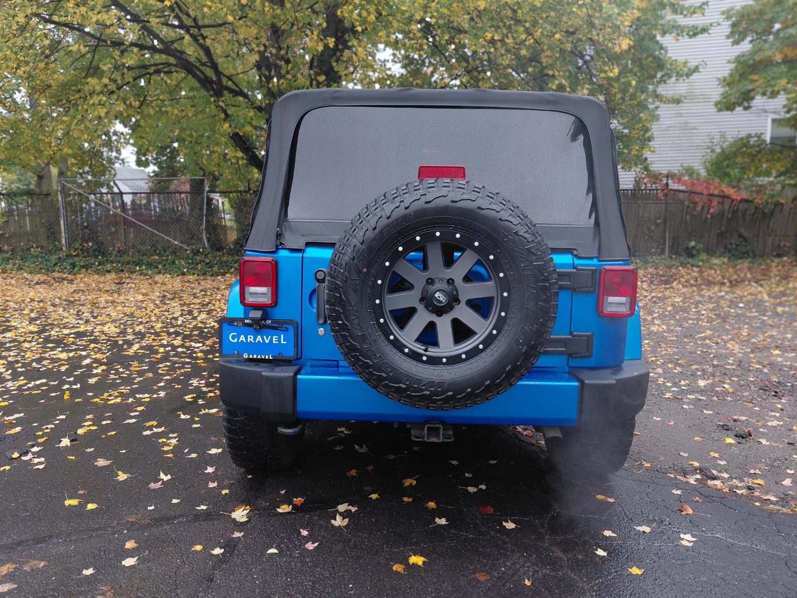 Used 2016 Jeep Wrangler Sahara AWD/4WD image 27
