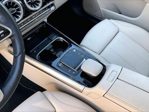 Used 2023 Mercedes-Benz GLA 250 GLA 250 image 16