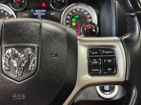 Used 2017 RAM 1500 Laramie w/ Convenience Group AWD/4WD image 15