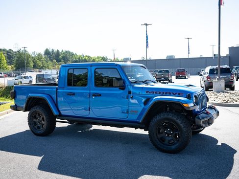 Used 2023 Jeep Gladiator Mojave w/ LED Lighting Group AWD/4WD image 12