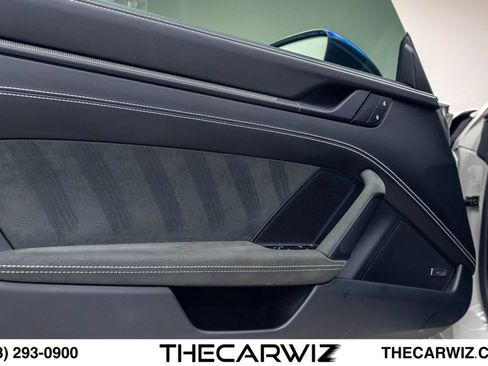 Used 2022 Porsche 911 GT3 RWD image 45