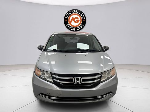 Used 2016 Honda Odyssey LX image 2