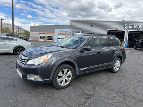 Used 2012 Subaru Outback 2.5i Limited w/ Moonroof Pkg AWD/4WD image 11