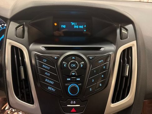 Used 2012 Ford Focus SE FWD image 20