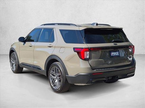 Used 2026 Ford Explorer ST-Line w/ ST-Line Street Pack RWD image 8