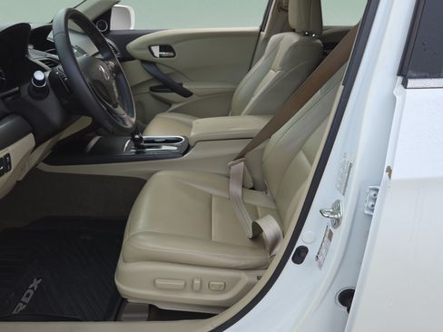 Used 2016 Acura RDX FWD image 9