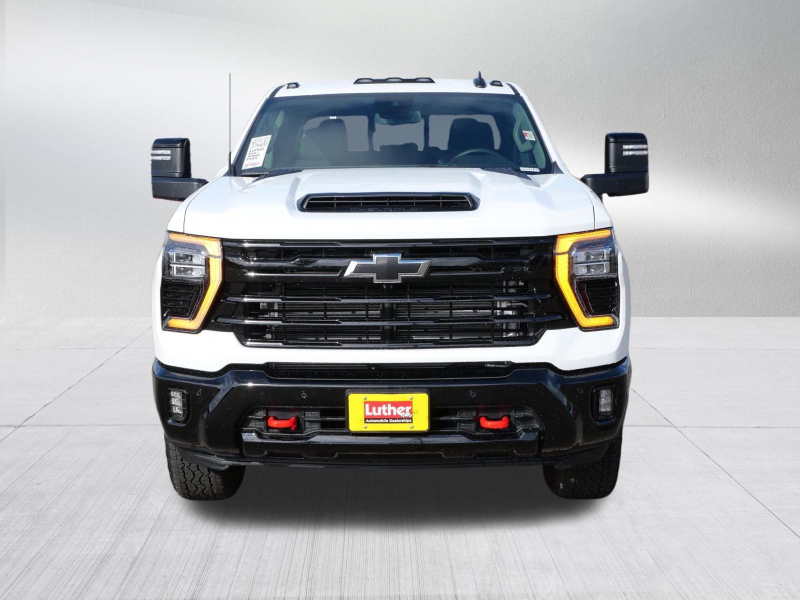 Used 2026 Chevrolet Silverado 3500 LT w/ Trail Boss Package AWD/4WD image 2