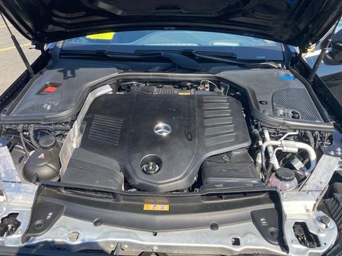 Used 2023 Mercedes-Benz E 450 4MATIC Cabriolet image 38