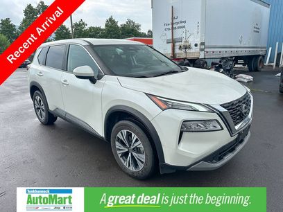 Used 2023 Nissan Rogue SV