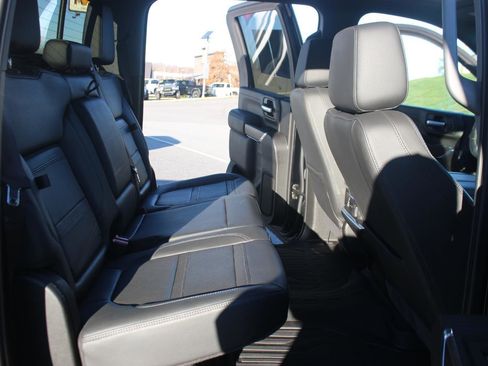 Used 2023 GMC Sierra 2500 Denali w/ Denali Ultimate Package image 40