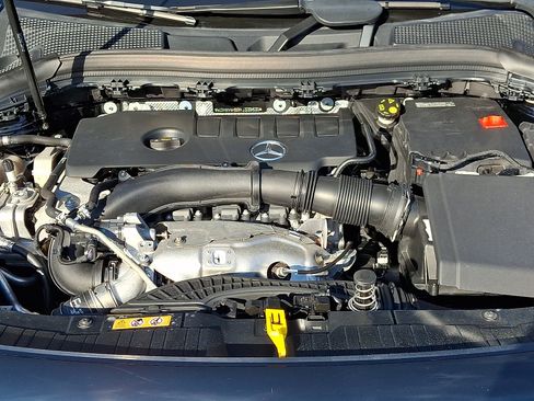 Used 2022 Mercedes-Benz GLA 250 4MATIC image 28