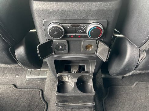 Used 2024 Ford Explorer Limited AWD/4WD image 15