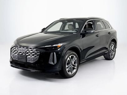 Used 2025 Audi Q5 Premium w/ Convenience Package