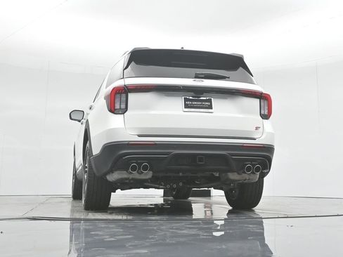 New 2025 Ford Explorer ST w/ Sun And Sound Package image 41