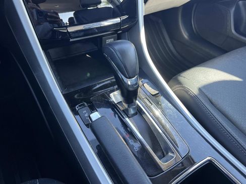 Certified 2017 Honda Accord Touring image 20