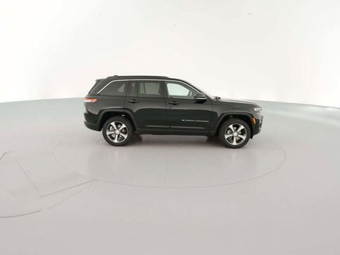 New 2025 Jeep Grand Cherokee Limited w/ Trailer Tow Package image 14