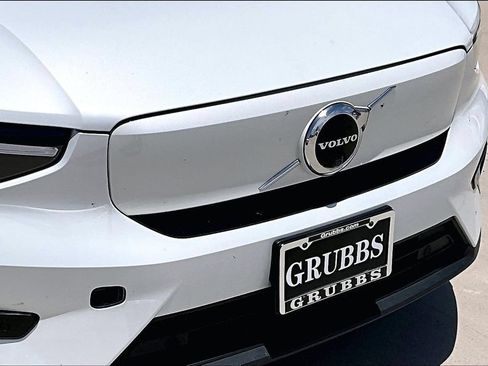 Certified 2023 Volvo XC40 Recharge Plus AWD/4WD image 35
