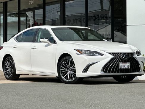 Used 2025 Lexus ES 300h w/ Premium Package FWD image 2
