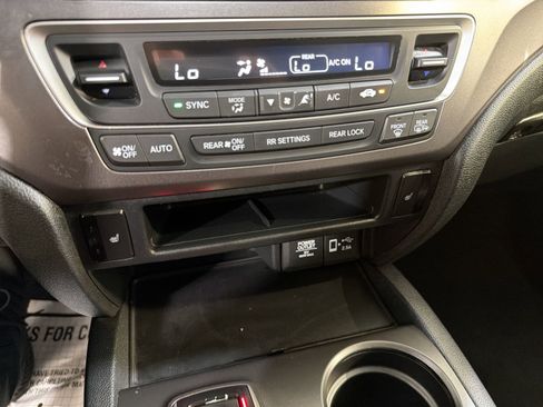 Used 2021 Honda Pilot EX-L image 19