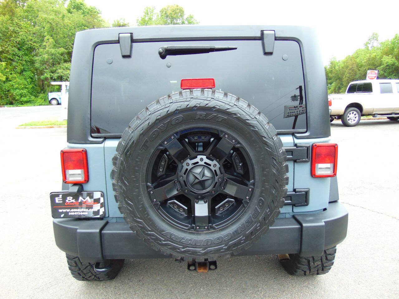 Used 2015 Jeep Wrangler Unlimited Sport w/ Quick Order Package 24S AWD/4WD image 4