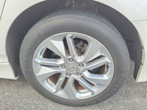 Used 2020 Honda Accord LX image 4