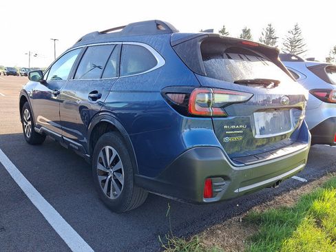 Used 2020 Subaru Outback Premium w/ Popular Package #1 AWD/4WD image 4