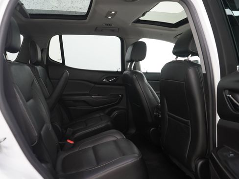 Used 2017 GMC Acadia SLT AWD/4WD image 14