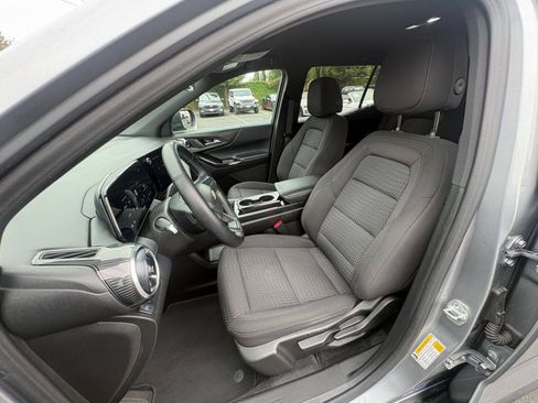 Used 2025 Chevrolet Equinox LT FWD image 36