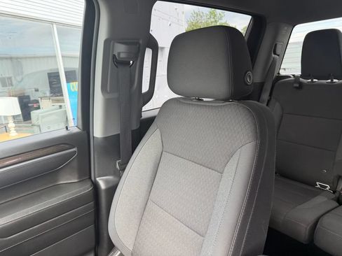 Used 2025 Chevrolet Silverado 1500 LT AWD/4WD image 20