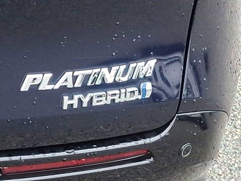 Certified 2021 Toyota Sienna Platinum image 37