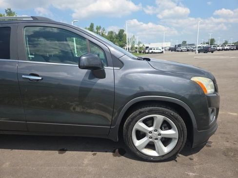 Used 2016 Chevrolet Trax LTZ FWD image 4