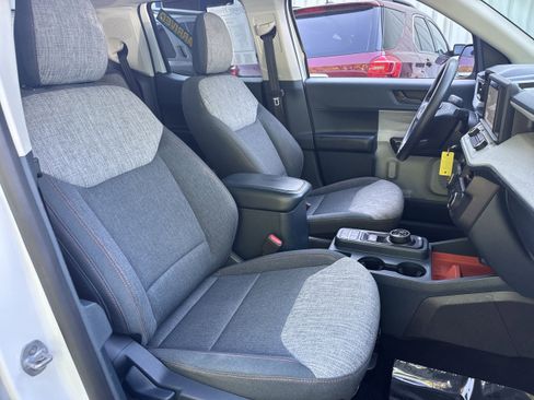 Used 2023 Ford Maverick XLT w/ Equipment Group 300A Standard image 12