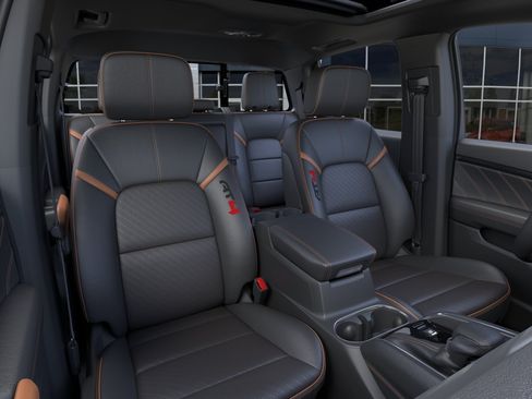 New 2026 GMC Canyon AT4 w/ Technology Plus Package AWD/4WD image 40