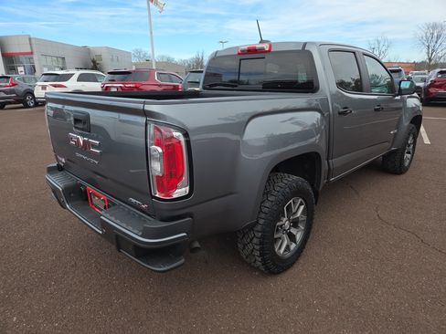 Used 2022 GMC Canyon AT4 image 3