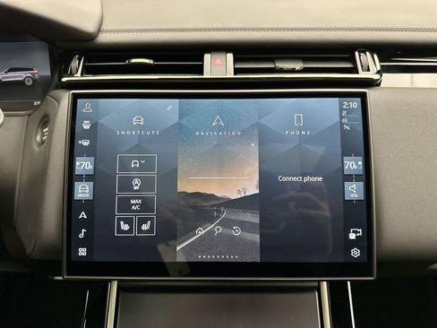 Certified 2026 Land Rover Range Rover Velar Dynamic SE AWD/4WD image 26
