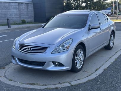 Used 2015 INFINITI Q40 AWD w/ Navigation Package