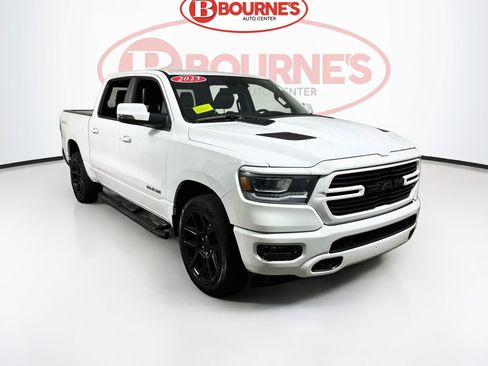 Used 2023 RAM 1500 Laramie AWD/4WD image 1