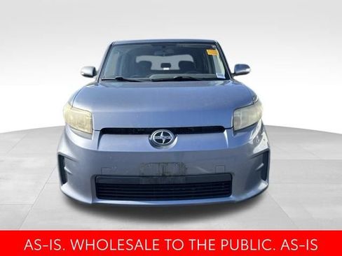 Used 2012 Scion xB FWD image 3