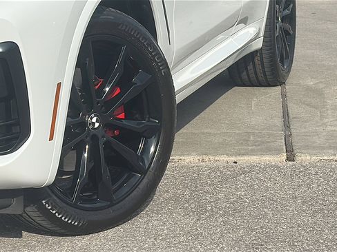 Certified 2023 BMW X3 xDrive30i w/ M Sport Package image 3