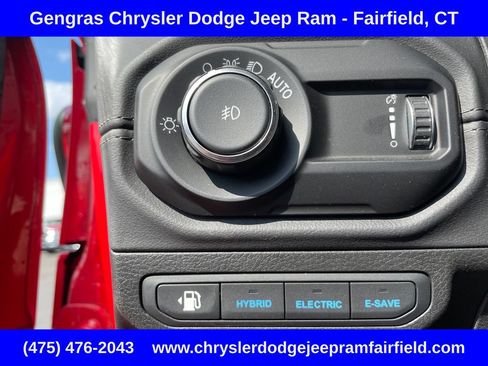 Certified 2025 Jeep Wrangler Unlimited Sahara w/ Safety Group AWD/4WD image 48
