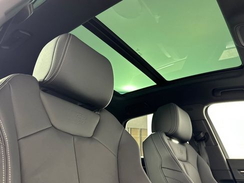 Used 2025 Audi Q3 2.0T Premium w/ Convenience Package image 16