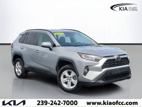 Used 2021 Toyota RAV4 XLE FWD image 1