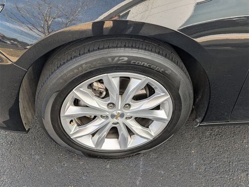 Used 2024 Chevrolet Malibu LT image 28