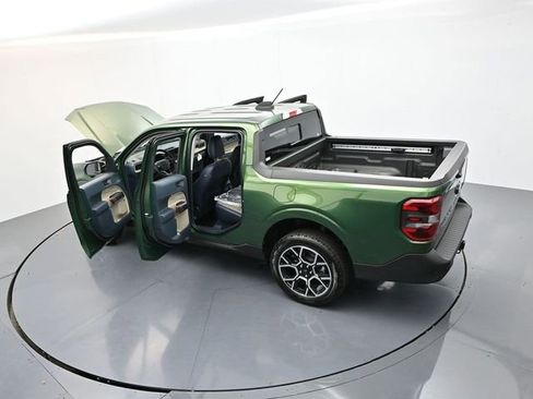 Used 2025 Ford Maverick Lariat w/ 4K Tow Package image 41