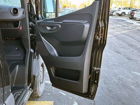 Used 2026 Mercedes-Benz Sprinter 2500 image 20