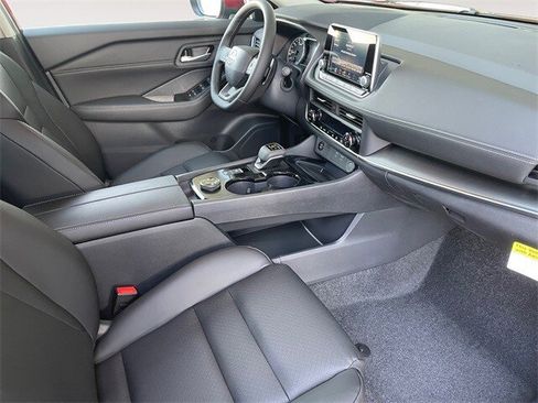 New 2026 Nissan Rogue SV w/ SV Premium Package image 15