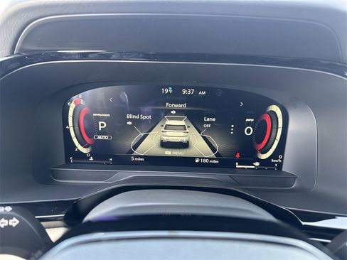 New 2026 Nissan Pathfinder SL image 7