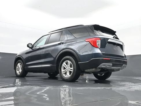 Used 2024 Ford Explorer XLT w/ Equipment Group 202A AWD/4WD image 25